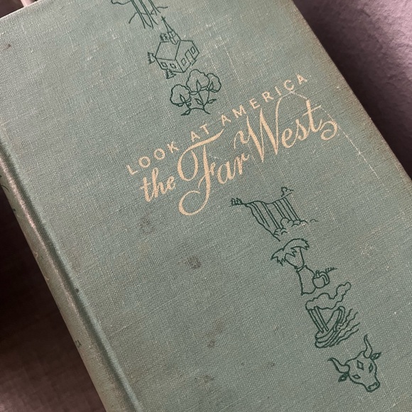 Set of 6 Vintage Turquoise Books - Picture 5 of 5